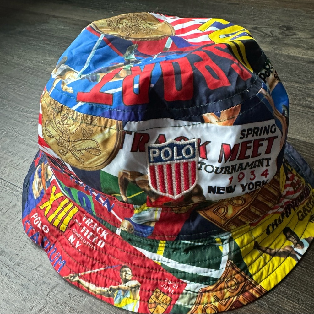 POLO STADIUM REVERSIBLE BUCKET HAT